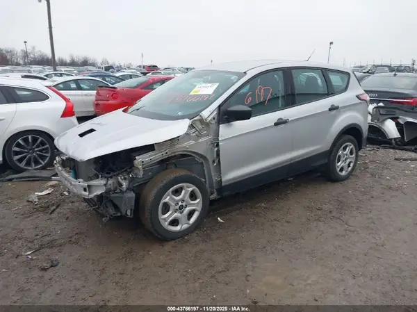 1FMCU0F70HUA45204 2017 FORD ESCAPE - Image 2