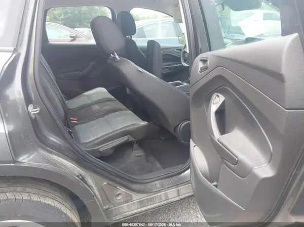 1FMCU0F70HUA47650 2017 FORD ESCAPE - Image 8