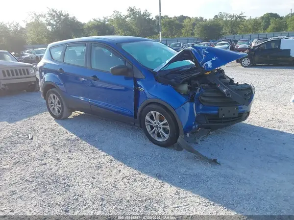 1FMCU0F70HUB27269 2017 FORD ESCAPE - Image 1
