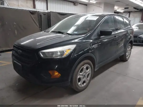 1FMCU0F70HUB29149 2017 FORD ESCAPE - Image 2