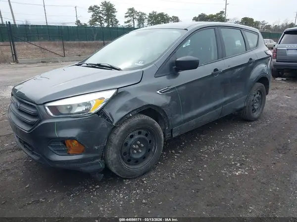 1FMCU0F70HUB98956 2017 FORD ESCAPE - Image 2