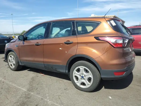1FMCU0F70HUC62901 2017 FORD ESCAPE - Image 2