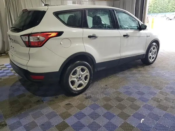 1FMCU0F70HUC96174 2017 FORD ESCAPE - Image 2