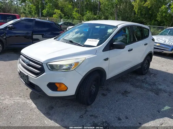 1FMCU0F70HUD02278 2017 FORD ESCAPE - Image 2