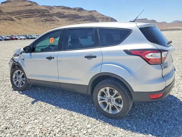 1FMCU0F70JUA10443 2018 FORD ESCAPE - Image 2