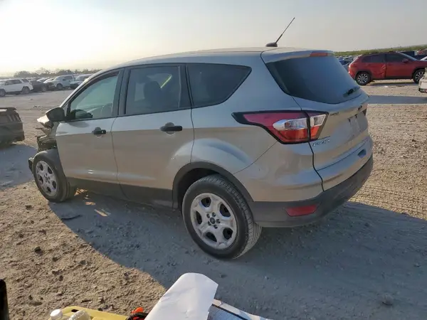 1FMCU0F70JUA22396 2018 FORD ESCAPE - Image 2