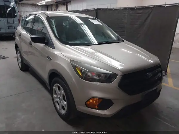 1FMCU0F70JUA31339 2018 FORD ESCAPE - Image 1
