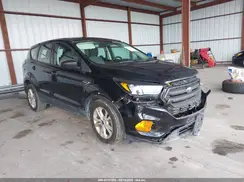 1FMCU0F70JUA35889 2018 FORD ESCAPE