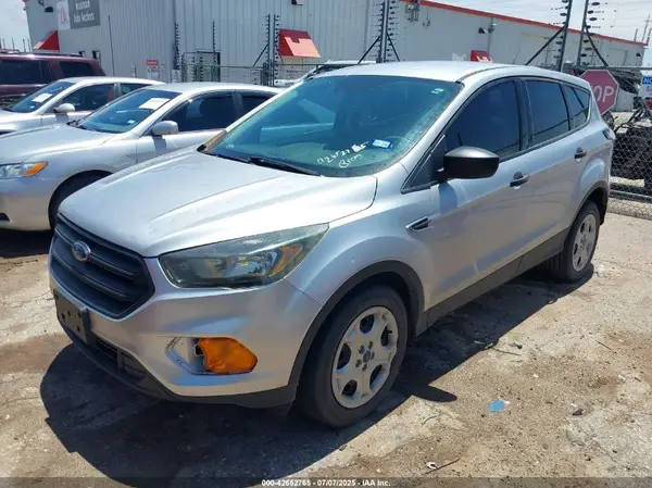 1FMCU0F70JUA83778 2018 FORD ESCAPE - Image 2