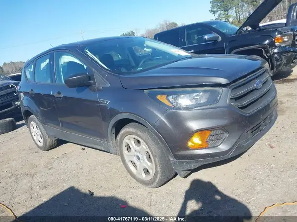 1FMCU0F70JUA94182 2018 FORD ESCAPE - Image 1