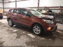 1FMCU0F70JUB39413 2018 FORD ESCAPE