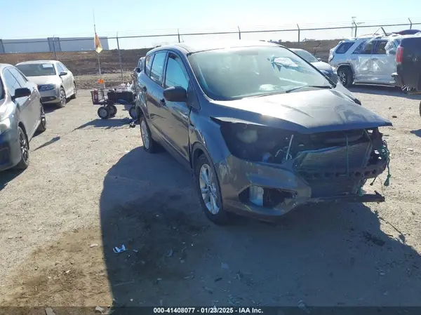 1FMCU0F70JUC59339 2018 FORD ESCAPE - Image 1