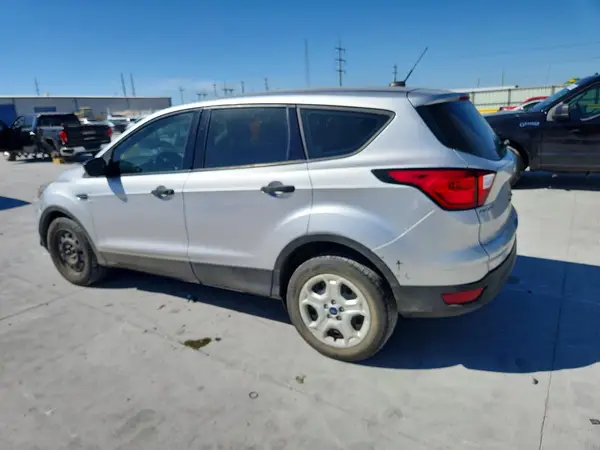 1FMCU0F70KUA18088 2019 FORD ESCAPE - Image 2