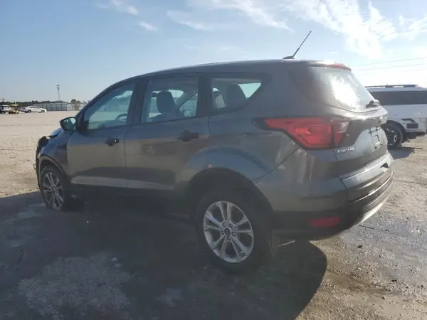 1FMCU0F70KUC20610 2019 FORD ESCAPE - Image 2