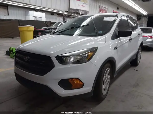 1FMCU0F70KUC55308 2019 FORD ESCAPE - Image 2
