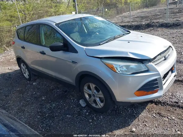 1FMCU0F71GUA05308 2016 FORD ESCAPE - Image 1