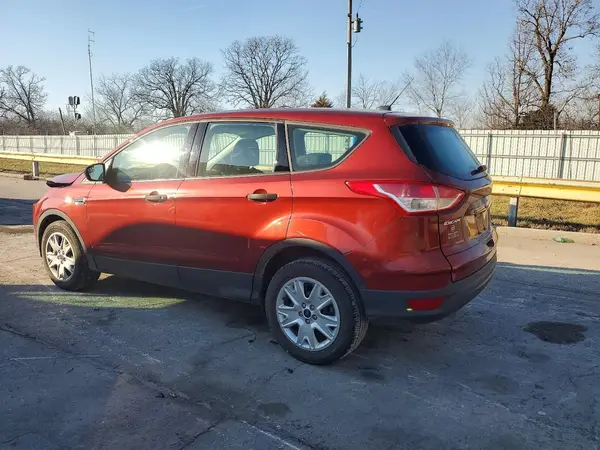 1FMCU0F71GUA10198 2016 FORD ESCAPE - Image 2