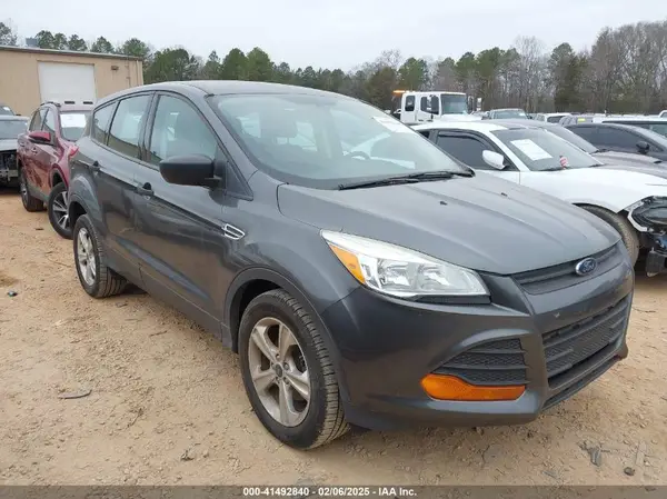 1FMCU0F71GUA18060 2016 FORD ESCAPE - Image 1