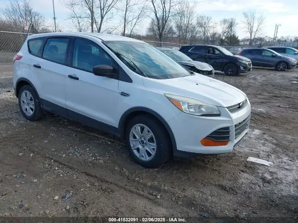 1FMCU0F71GUB00953 2016 FORD ESCAPE - Image 1