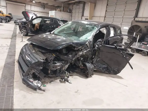 1FMCU0F71GUB51675 2016 FORD ESCAPE - Image 2