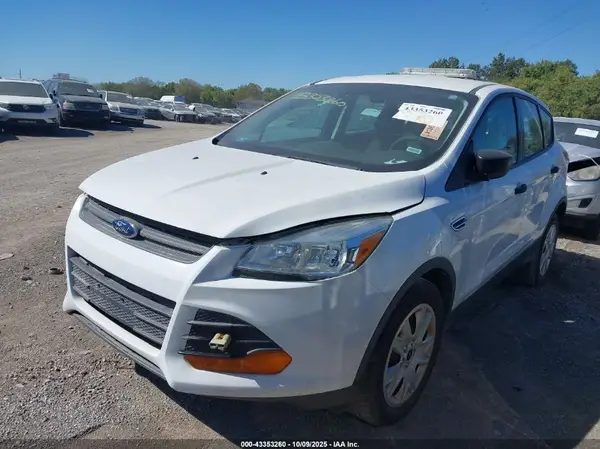 1FMCU0F71GUB56021 2016 FORD ESCAPE - Image 2