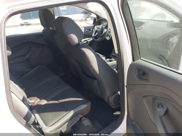 1FMCU0F71GUB56021 2016 FORD ESCAPE - Image 8