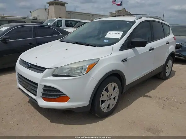 1FMCU0F71GUB58156 2016 FORD ESCAPE - Image 2