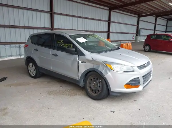 1FMCU0F71GUC42171 2016 FORD ESCAPE - Image 1