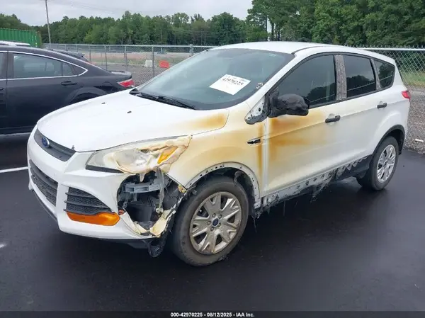 1FMCU0F71GUC73033 2016 FORD ESCAPE - Image 2