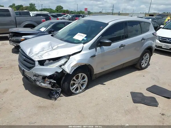 1FMCU0F71HUA13409 2017 FORD ESCAPE - Image 2