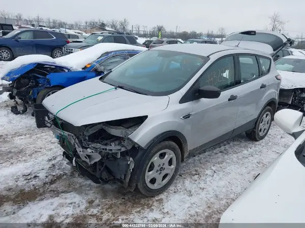 1FMCU0F71HUA47883 2017 FORD ESCAPE - Image 2