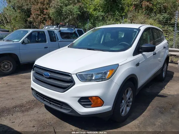 1FMCU0F71HUA74677 2017 FORD ESCAPE - Image 2