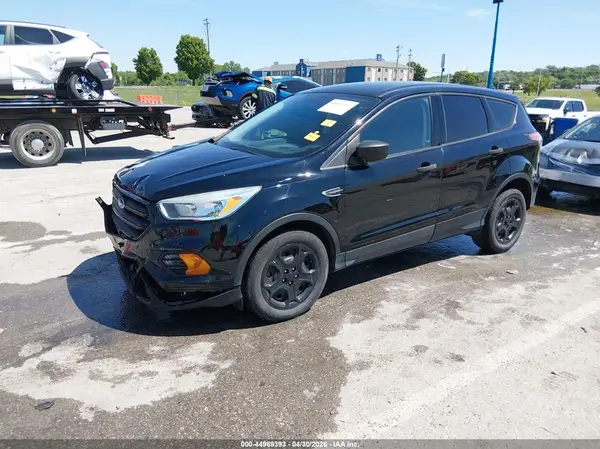 1FMCU0F71HUA88000 2017 FORD ESCAPE - Image 2