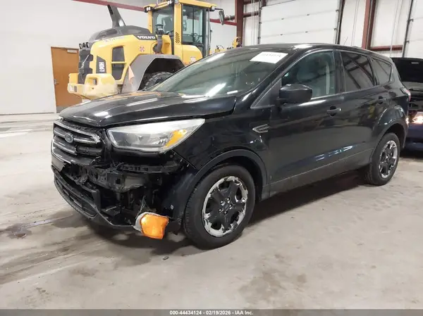 1FMCU0F71HUA88529 2017 FORD ESCAPE - Image 2