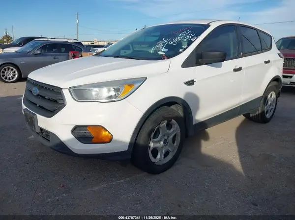 1FMCU0F71HUB88551 2017 FORD ESCAPE - Image 2