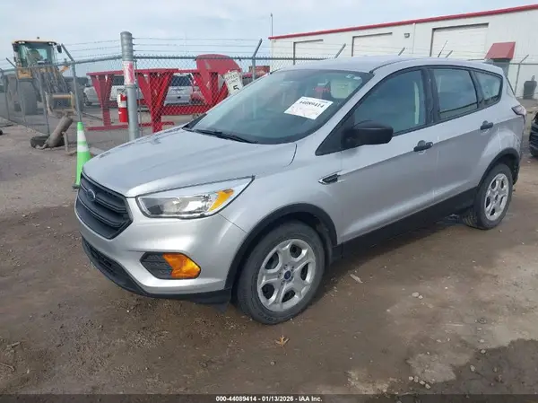 1FMCU0F71HUC06613 2017 FORD ESCAPE - Image 2