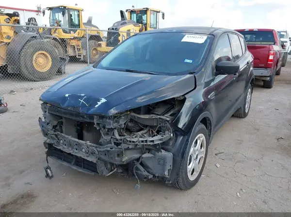 1FMCU0F71HUC38428 2017 FORD ESCAPE - Image 2