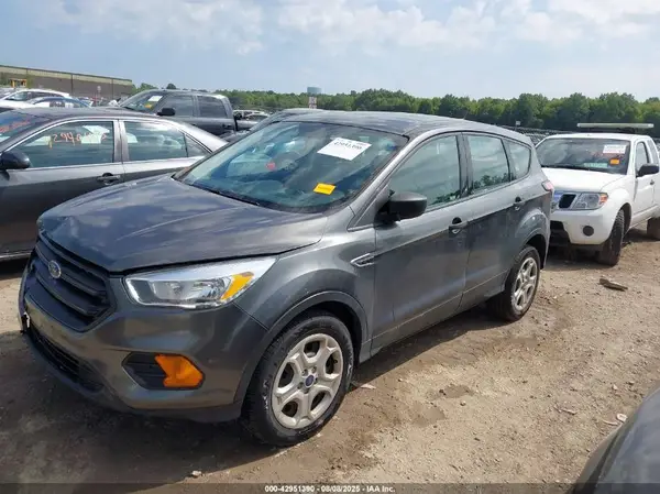 1FMCU0F71HUC62745 2017 FORD ESCAPE - Image 2