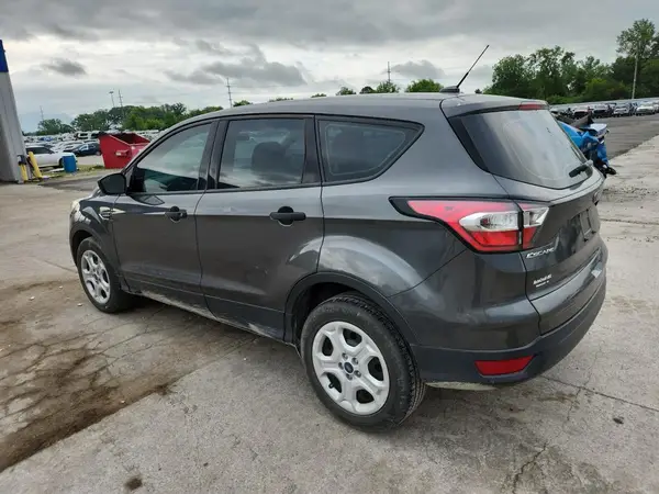 1FMCU0F71HUC84289 2017 FORD ESCAPE - Image 2