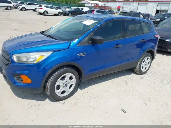 1FMCU0F71HUD17484 2017 FORD ESCAPE - Image 2