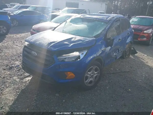 1FMCU0F71HUD19137 2017 FORD ESCAPE - Image 2