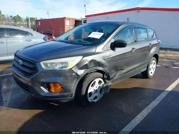 1FMCU0F71HUE13048 2017 FORD ESCAPE - Image 2