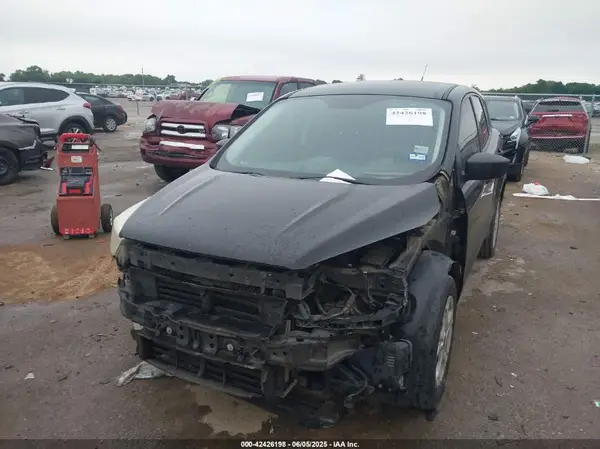 1FMCU0F71HUE35244 2017 FORD ESCAPE - Image 2