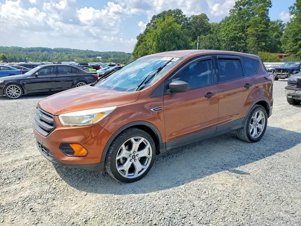 1FMCU0F71HUE85240 2017 FORD ESCAPE - Image 1
