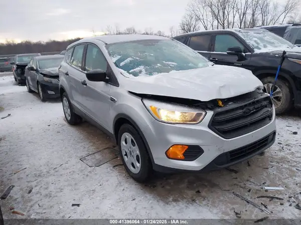 1FMCU0F71HUF01260 2017 FORD ESCAPE - Image 1