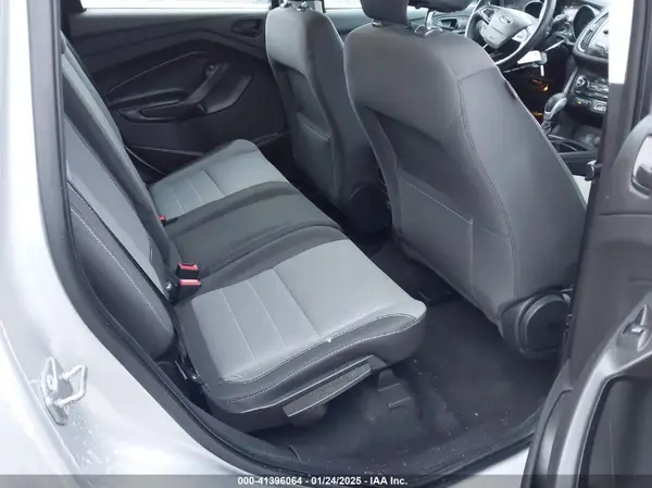 1FMCU0F71HUF01260 2017 FORD ESCAPE - Image 8