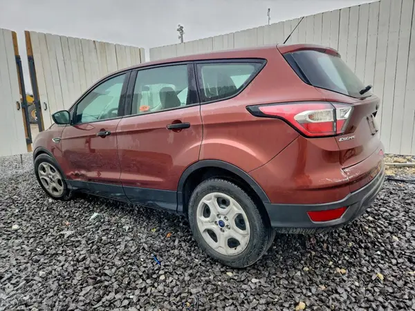 1FMCU0F71JUA16719 2018 FORD ESCAPE - Image 2