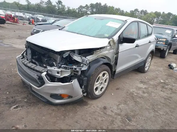 1FMCU0F71JUA17739 2018 FORD ESCAPE - Image 2