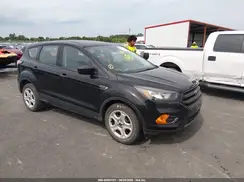 1FMCU0F71JUA29549 2018 FORD ESCAPE