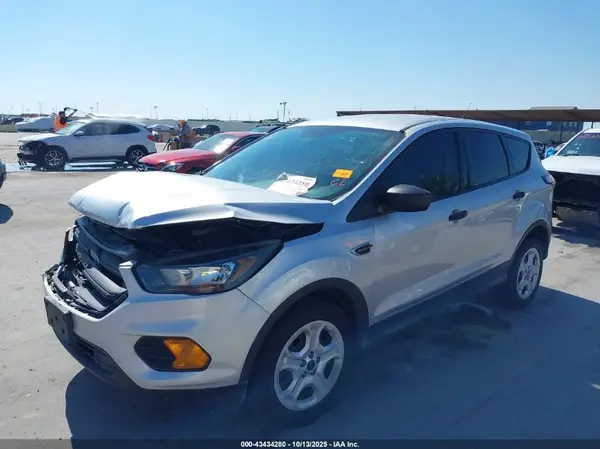 1FMCU0F71JUA54158 2018 FORD ESCAPE - Image 2